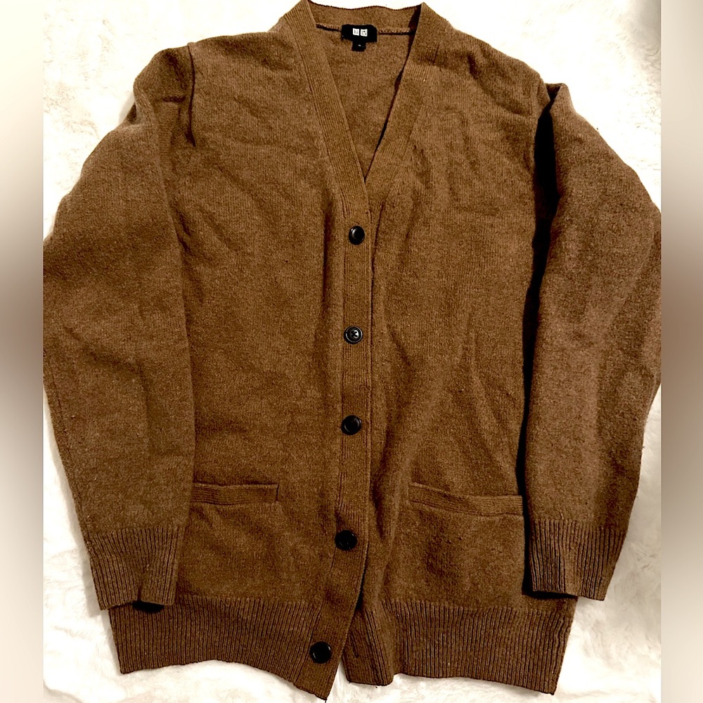 Uniqlo Men’s Small Cardigan